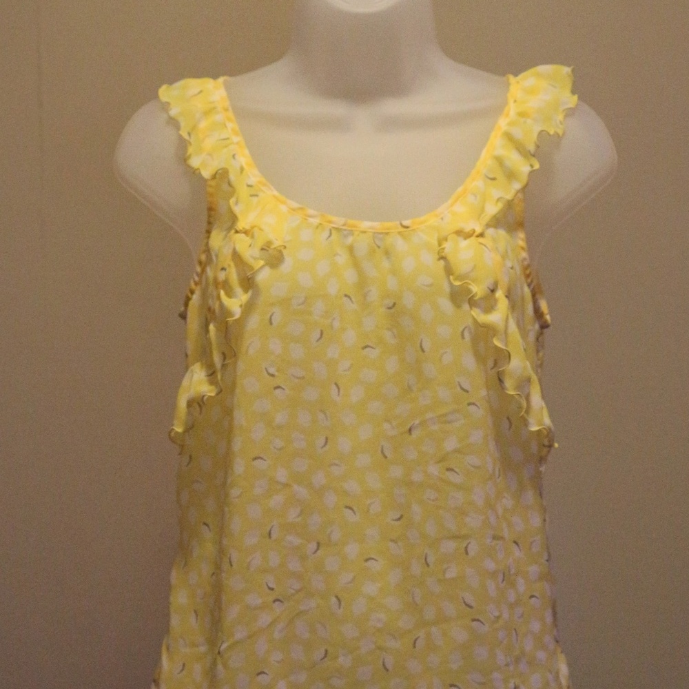 Old Navy Yellow and White Leaf Sleeveless Blouse